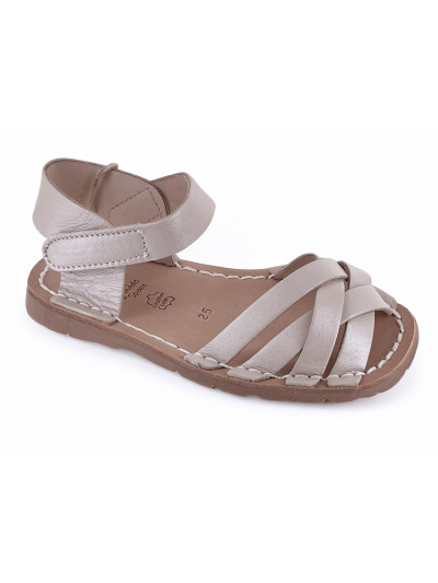 Sandalia nude de niña tipo menorquina